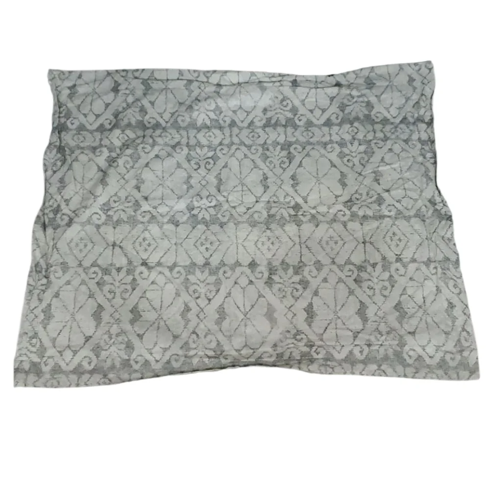 Pottery Barn White/Gray Cotton 2 Pillow Shams . 24